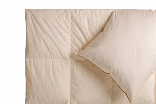 Poduszka z pierza 70x80 tradycyjna Bossanova Soft