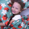 Kołderka terapeutyczna dla dzieci 90x120 letnia Truskawki Gravity Blanket
